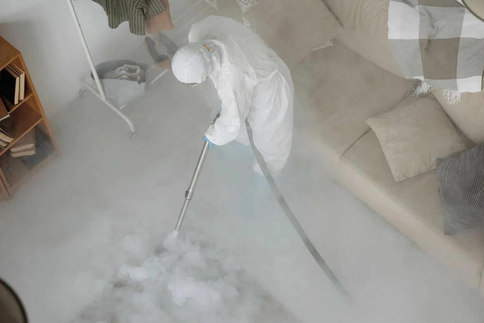 家庭与物业场景拖把选型指南：实用清洁工具推荐