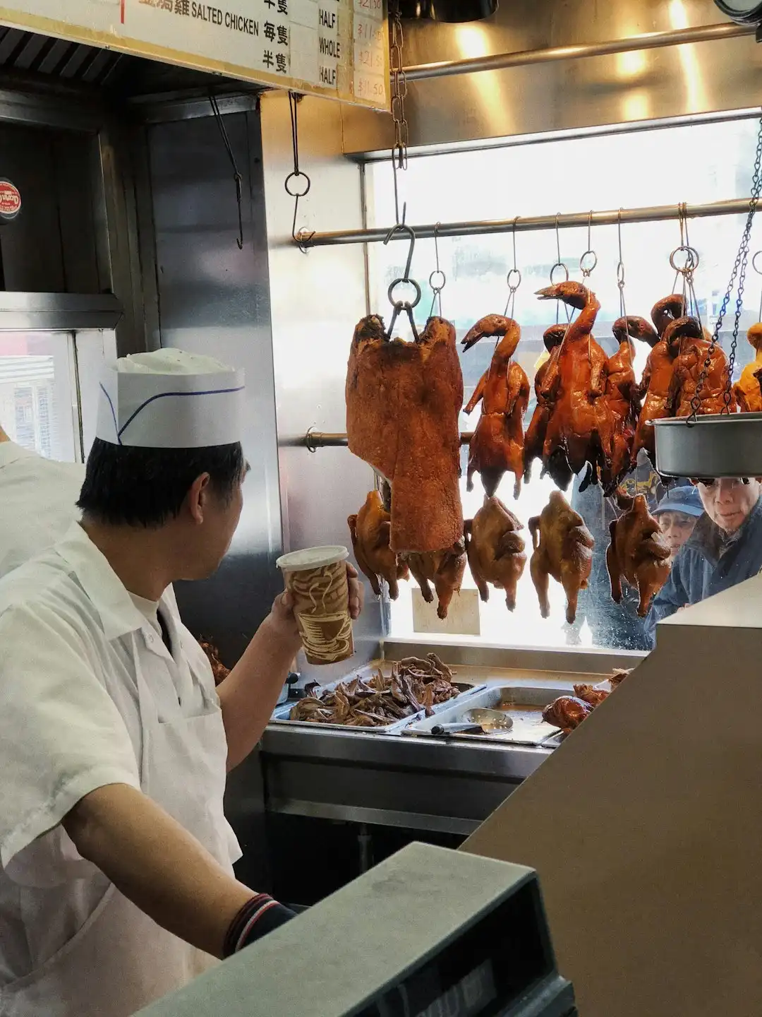商用清洁刷与垃圾袋搭配方案：如何为物业保洁团队配置高效清洁工具