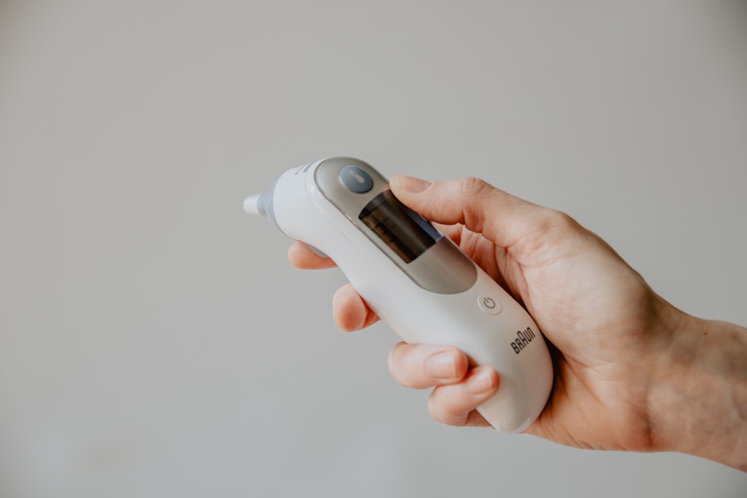 重庆伟芸瑞商贸清洁用品产品线解析：从扫帚到垃圾桶的完整配套方案